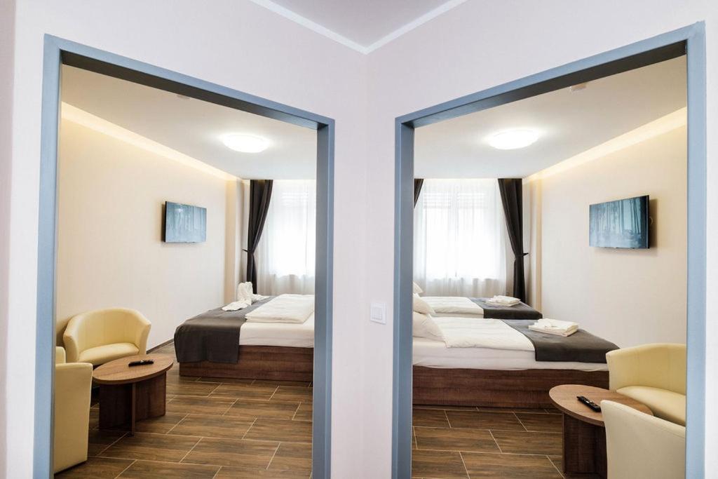 MP hotel room 5
